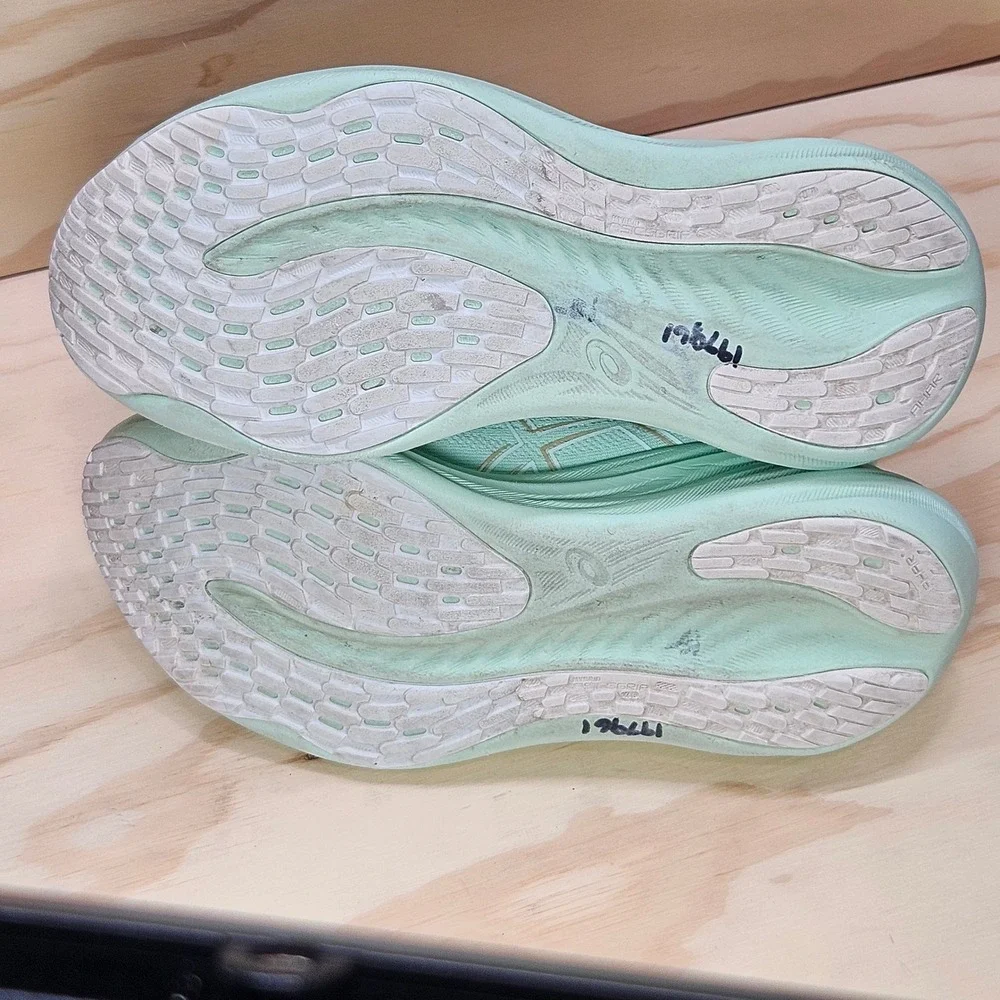 ASICS Gel-Nimbus 26 Womens Running Shoes Mint Sea Glass 1012B601 Size 7.5